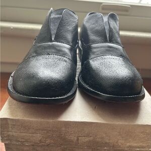 Bed Stu Black shoe
style name: Rose